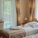 Bed & Breakfast Merkury 3*