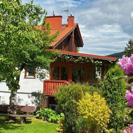 ベッド・アンド・ブレックファスト Merkury Świeradów-Zdrój