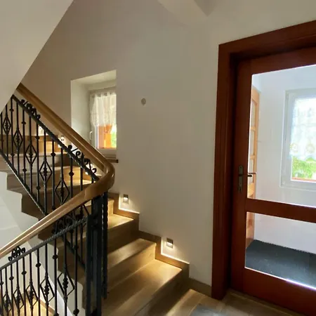 Merkury Bed & Breakfast